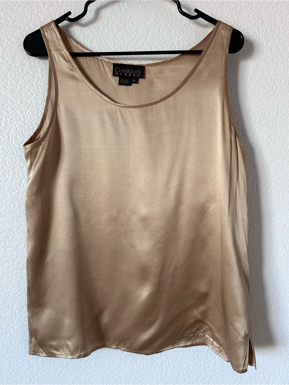 Classiques Entier 100% Silk Scoop Layer Tank in Gold Academic Classy Lightweight